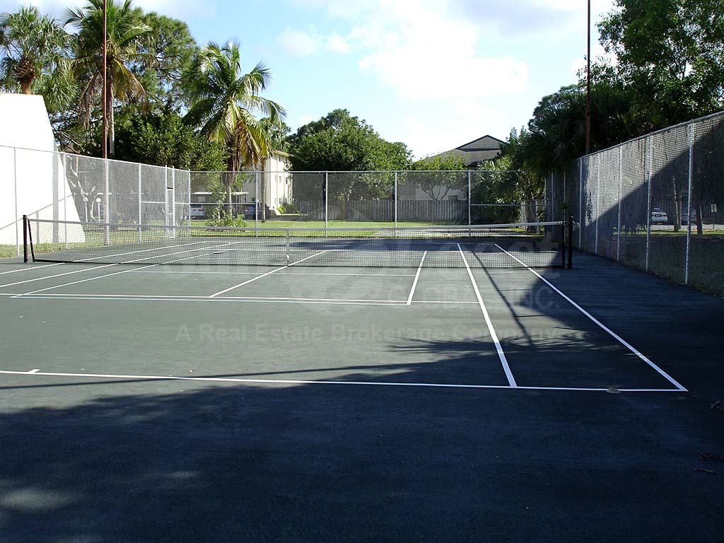 Barkeley Square Tennis Courts
